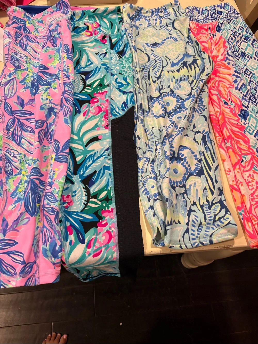 Lilly Pulitzer EUC leggings bundle Large - Picture 1 of 5
